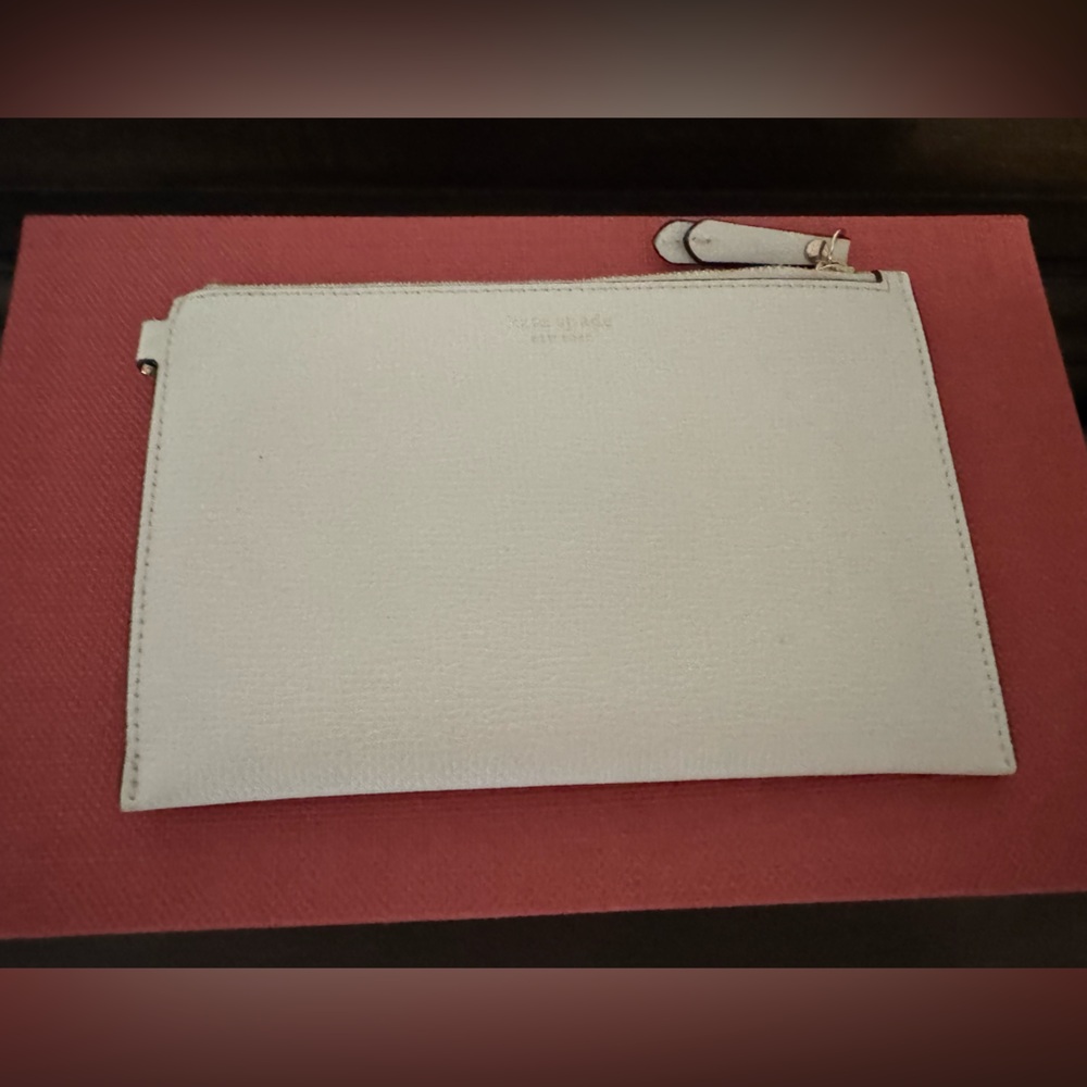 Kate Spade White wallet clutch